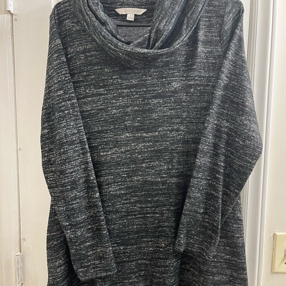 Sweater - Picture 3 of 3